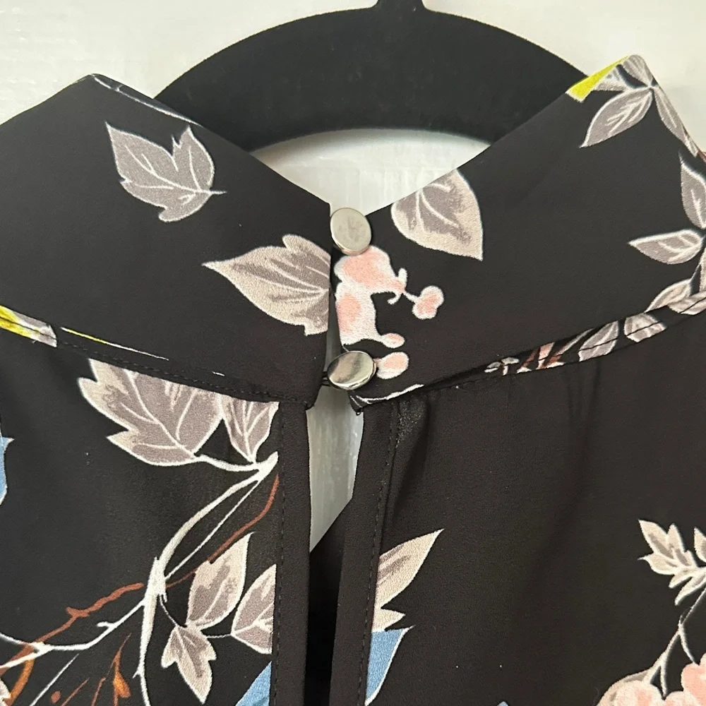 Apt. 9 Black Floral Sleeveless Blouse - Picture 6 of 8